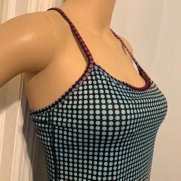 Lululemon topt - Picture 2 of 8